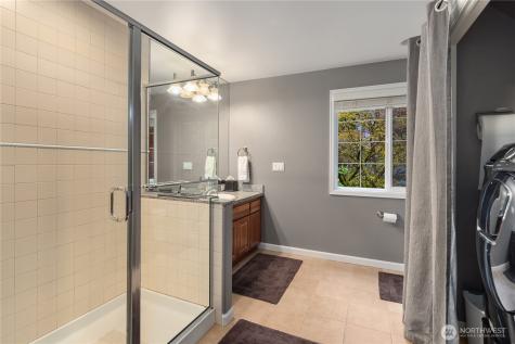 10444 SE 22nd Street Bellevue WA 98004