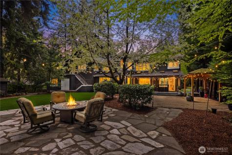 10444 SE 22nd Street Bellevue WA 98004