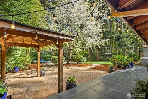 10444 SE 22nd Street Bellevue WA 98004