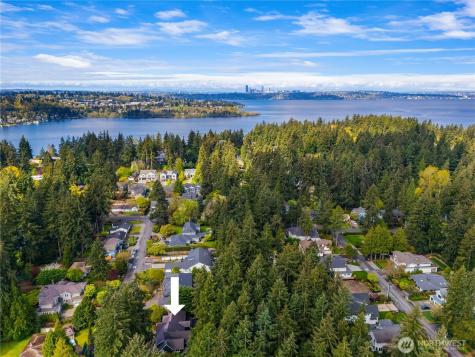 10444 SE 22nd Street Bellevue WA 98004