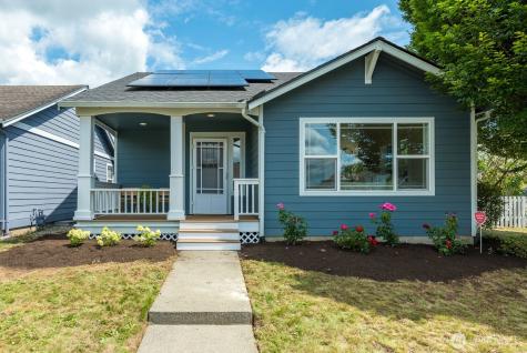 2100 Oak Street Lynden WA 98264