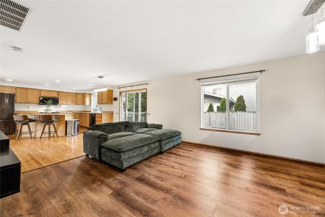 18422 84th Avenue E Puyallup WA 98375