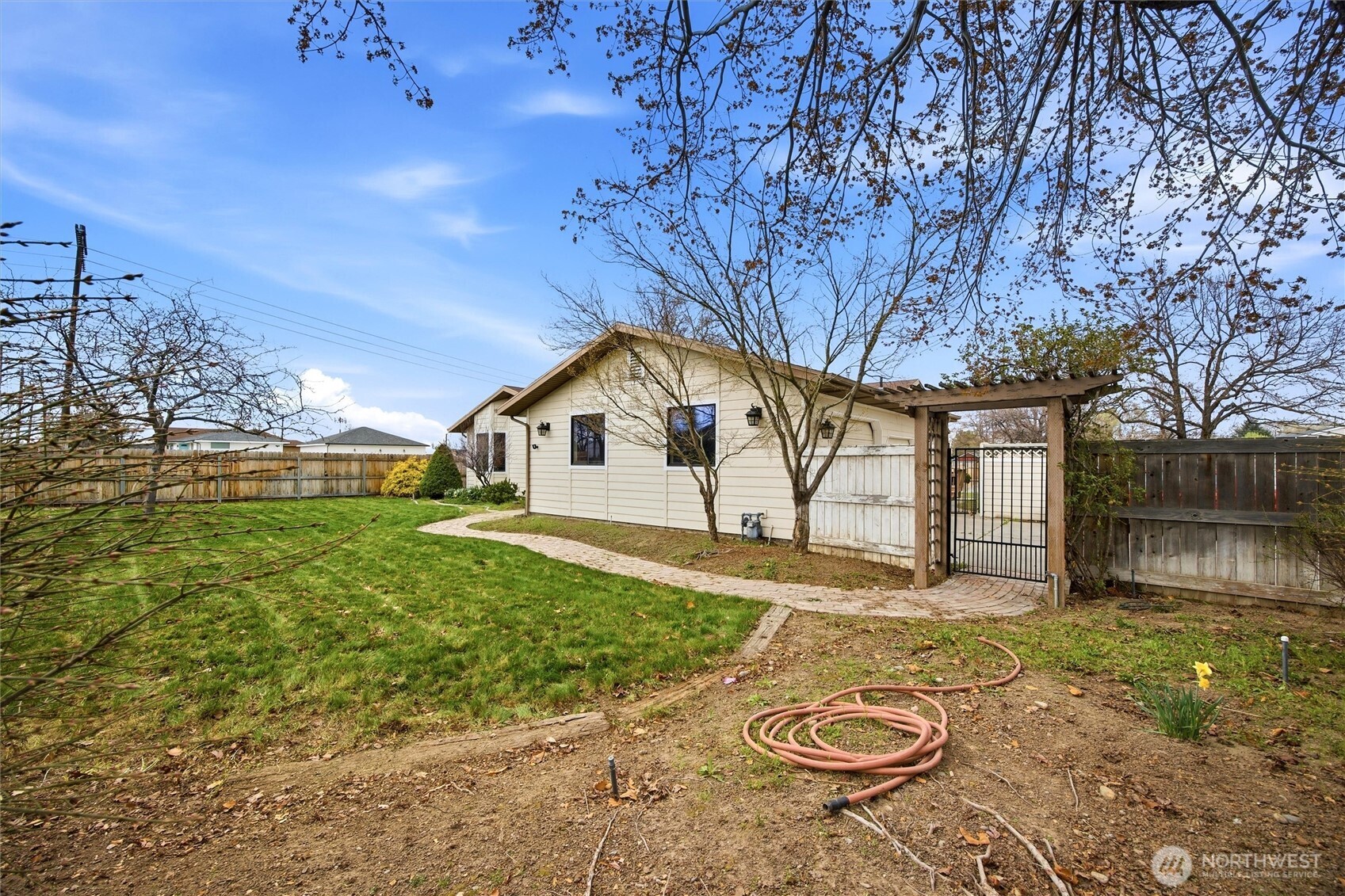 2017 S Washington Street Kennewick WA 99337