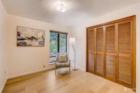 11546 35th Avenue Ne Seattle WA 98125