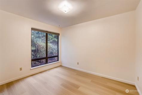 11546 35th Avenue Ne Seattle WA 98125