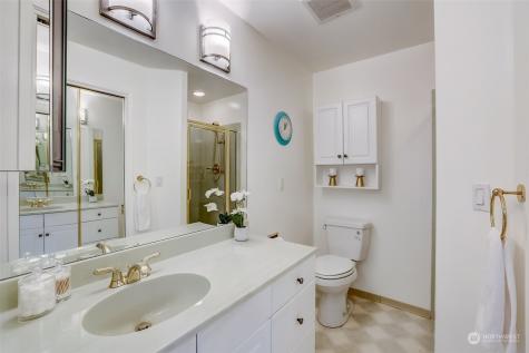 11546 35th Avenue Ne Seattle WA 98125