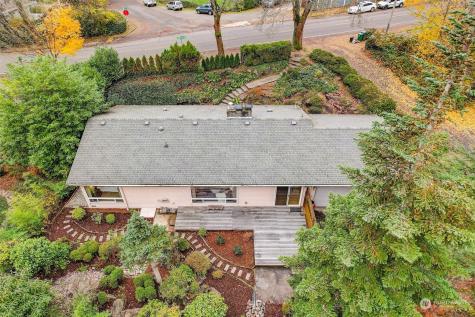 11546 35th Avenue Ne Seattle WA 98125