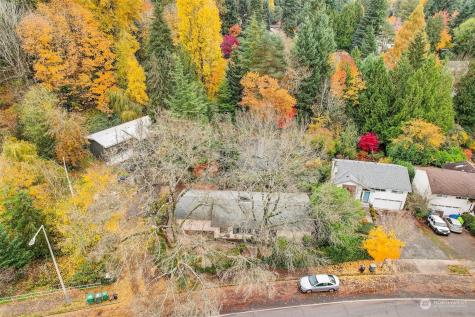 11546 35th Avenue Ne Seattle WA 98125