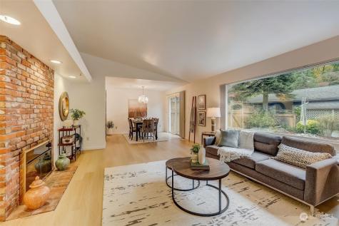 11546 35th Avenue Ne Seattle WA 98125