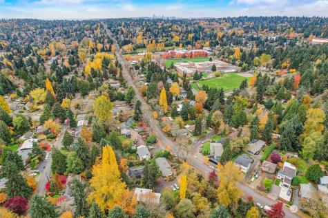 11546 35th Avenue Ne Seattle WA 98125