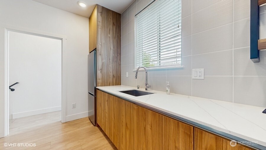 442 13th Avenue Seattle WA 98122