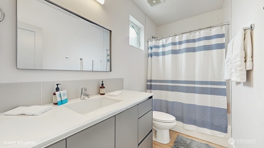 442 13th Avenue Seattle WA 98122
