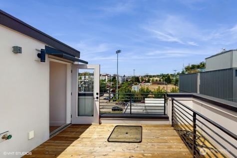 442 13th Avenue Seattle WA 98122