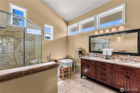 9377 Lone Pine Orchards Leavenworth WA 98826