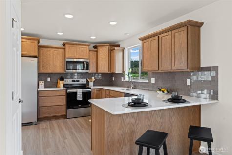 414 Comet Street Milton WA 98354