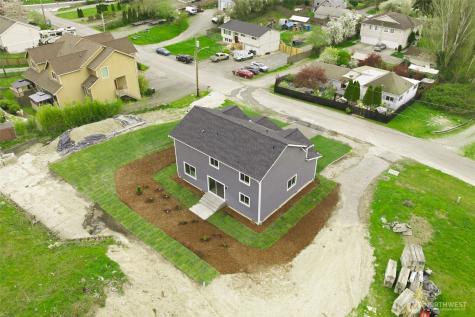414 Comet Street Milton WA 98354