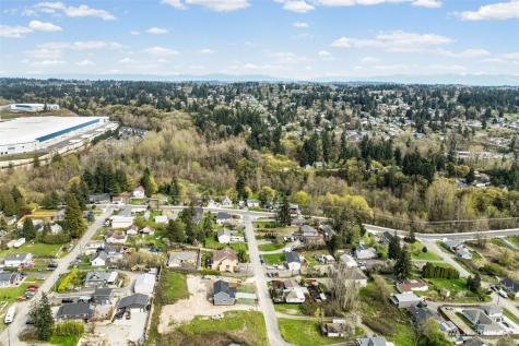 414 Comet Street Milton WA 98354