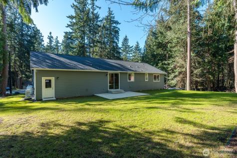 2801 Huckleberry Lane Camano Island WA 98282