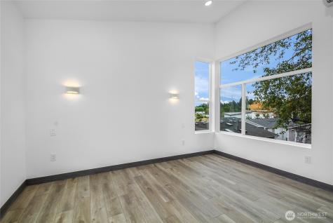 8612 42nd Avenue S Seattle WA 98118