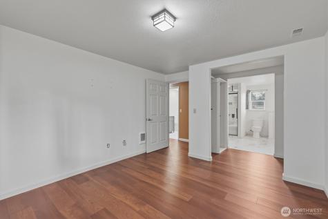 15026 74th Avenue E Puyallup WA 98375