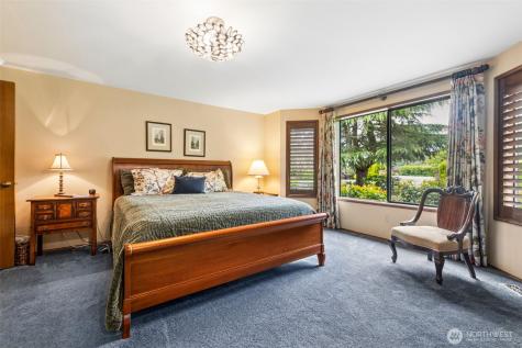 23625 SE 225th Street Maple Valley WA 98038