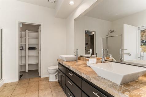 301 Canyon Place Wenatchee WA 98801