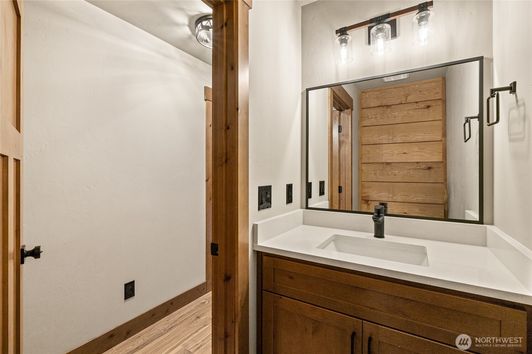 121 Bitterroot Lane Ronald WA 98940