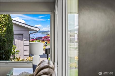 2316 Vista View Drive Tacoma WA 98406