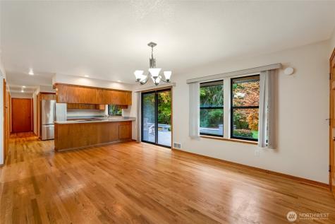 638 Michael Way Camano Island WA 98282