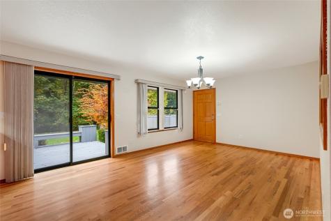 638 Michael Way Camano Island WA 98282