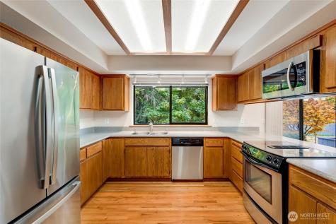 638 Michael Way Camano Island WA 98282