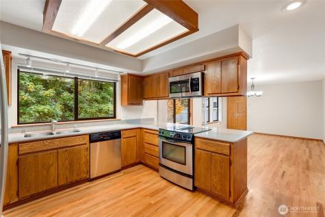 638 Michael Way Camano Island WA 98282