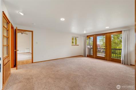 638 Michael Way Camano Island WA 98282