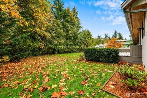 638 Michael Way Camano Island WA 98282