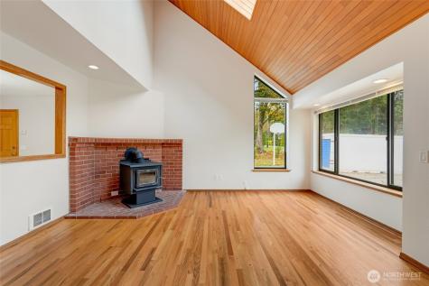 638 Michael Way Camano Island WA 98282