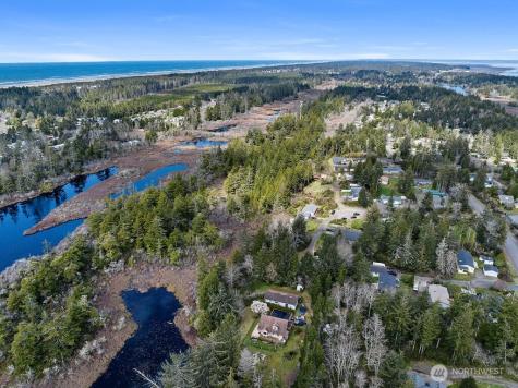 2705 221st Place Ocean Park WA 98640