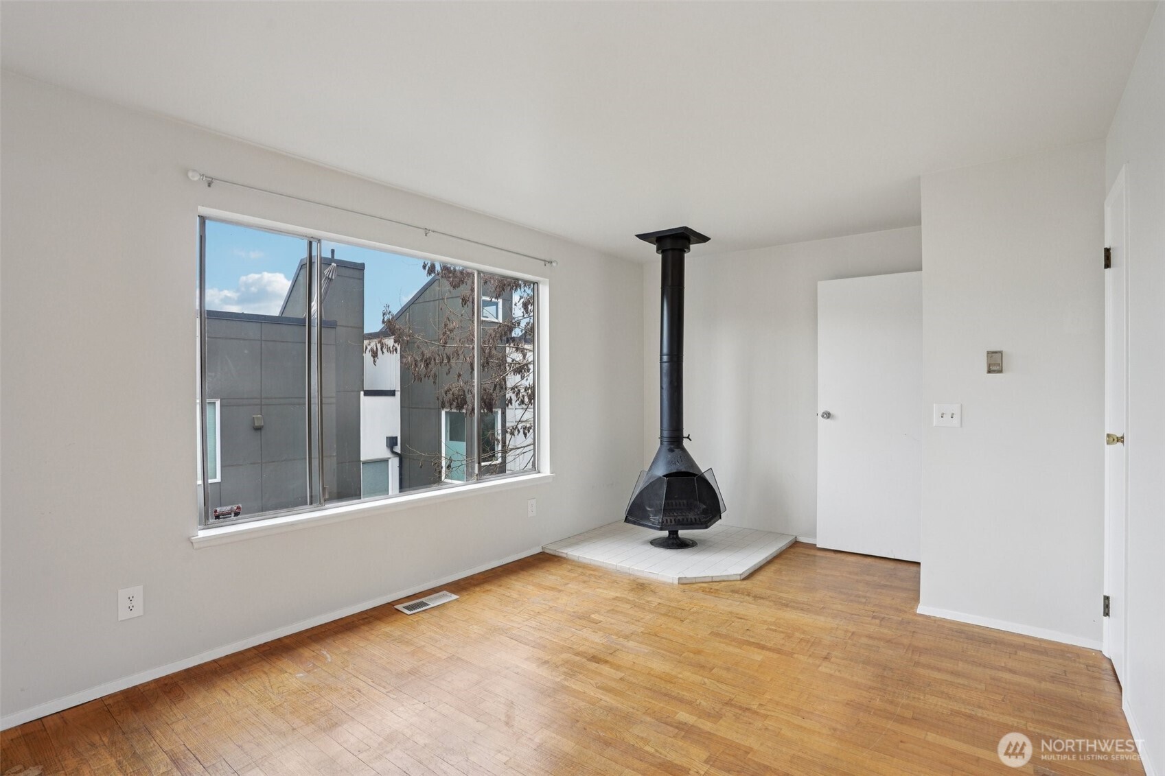 1609 E Alder Street Seattle WA 98122