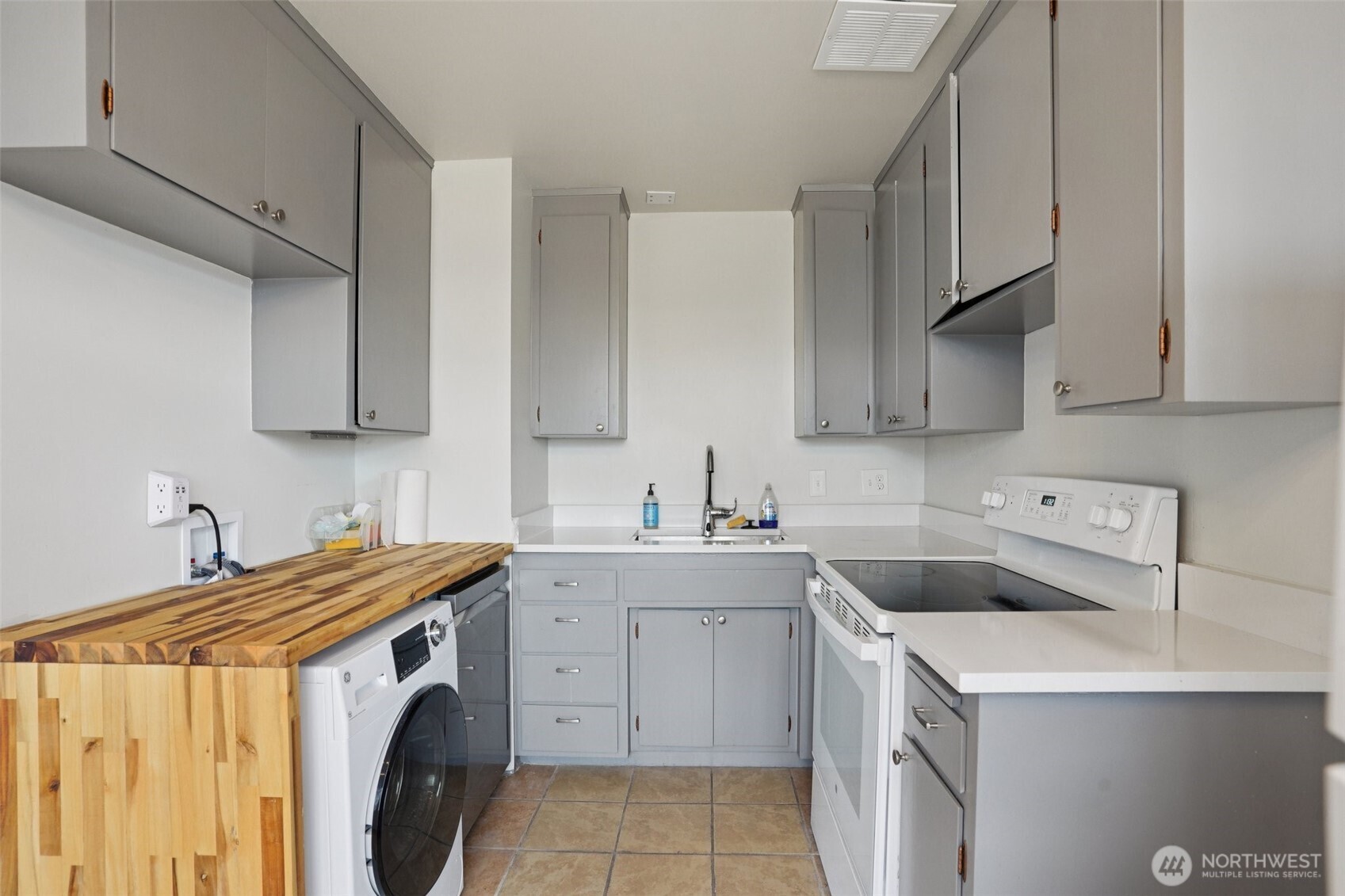 1609 E Alder Street Seattle WA 98122