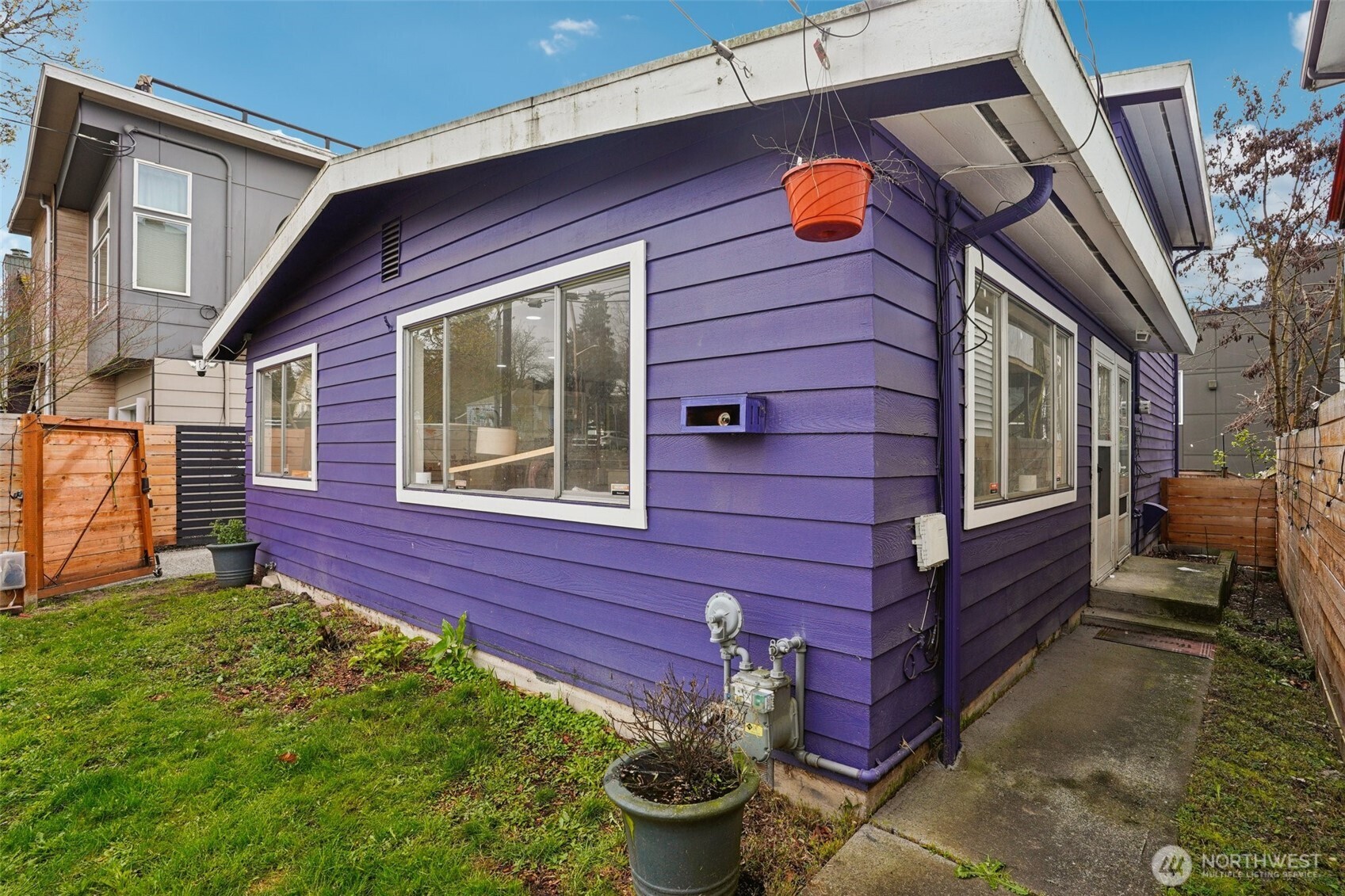 1609 E Alder Street Seattle WA 98122