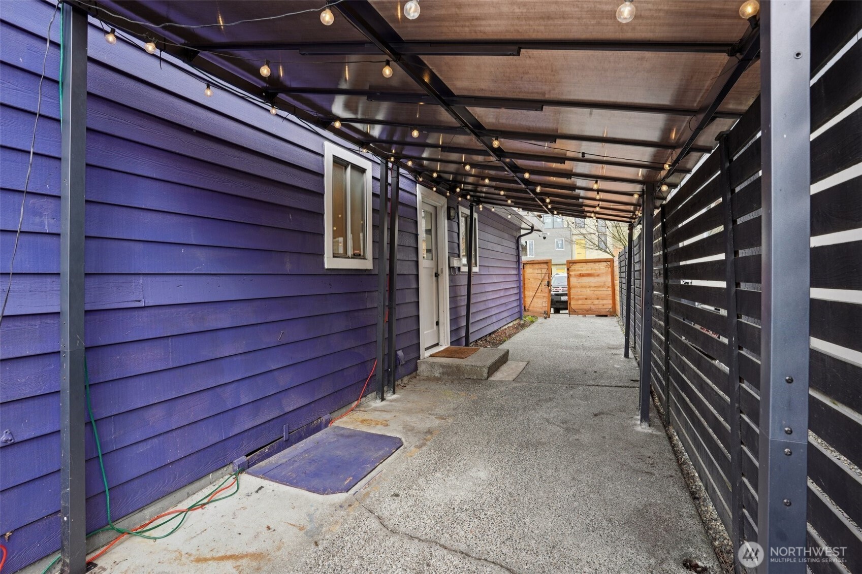 1609 E Alder Street Seattle WA 98122