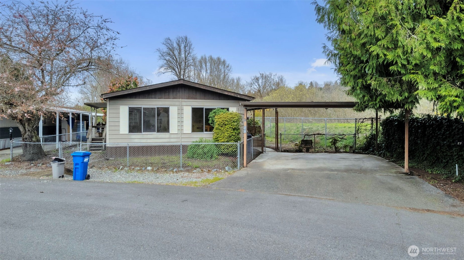 1510 Maple Lane Kent WA 98030