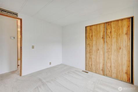 1510 Maple Lane Kent WA 98030