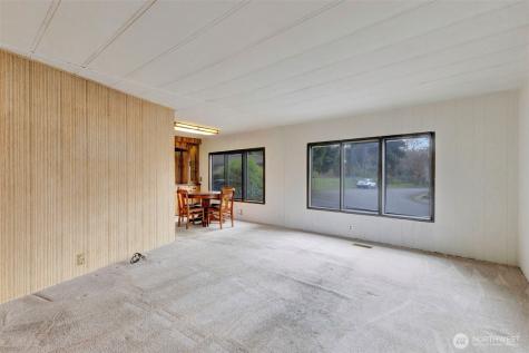 1510 Maple Lane Kent WA 98030
