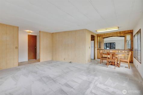 1510 Maple Lane Kent WA 98030
