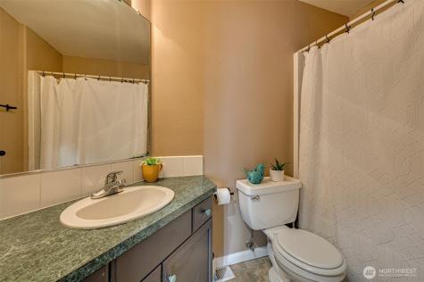 75 River Rock Lane Woodland WA 98674