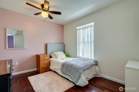 75 River Rock Lane Woodland WA 98674