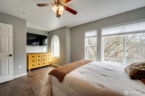 75 River Rock Lane Woodland WA 98674