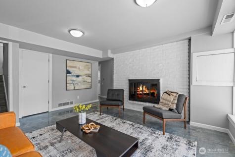 2323 Talbot Road S Renton WA 98055