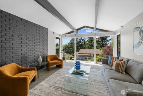 2323 Talbot Road S Renton WA 98055
