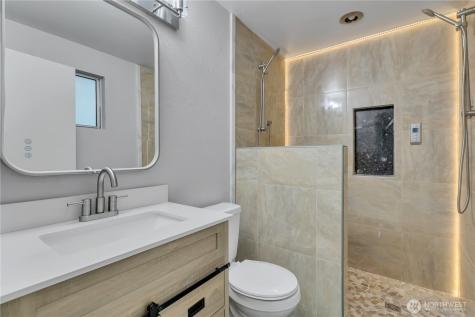 13033 31st Ave NE Seattle WA 98125